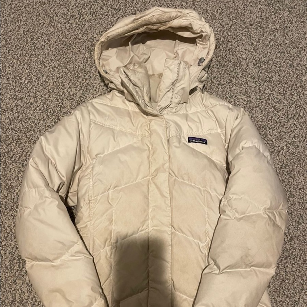 patagonia off white jacket